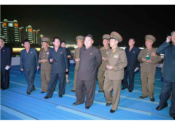 nk-sightingship-rainbow02.jpg