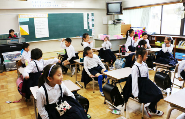 일본-니시초중급학교-수업참관11.jpg